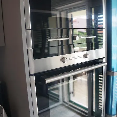 Zen Den Apartment *