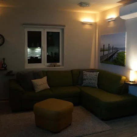 Zen Den Apartment