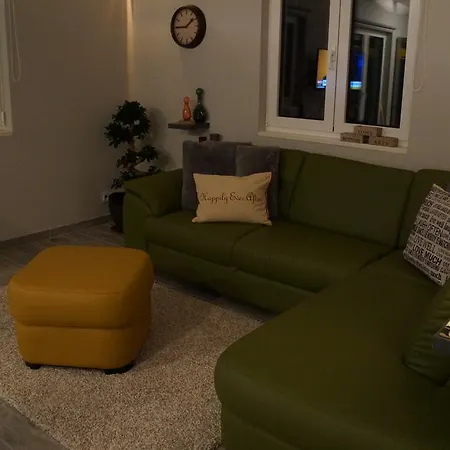 Apartment Zen Den